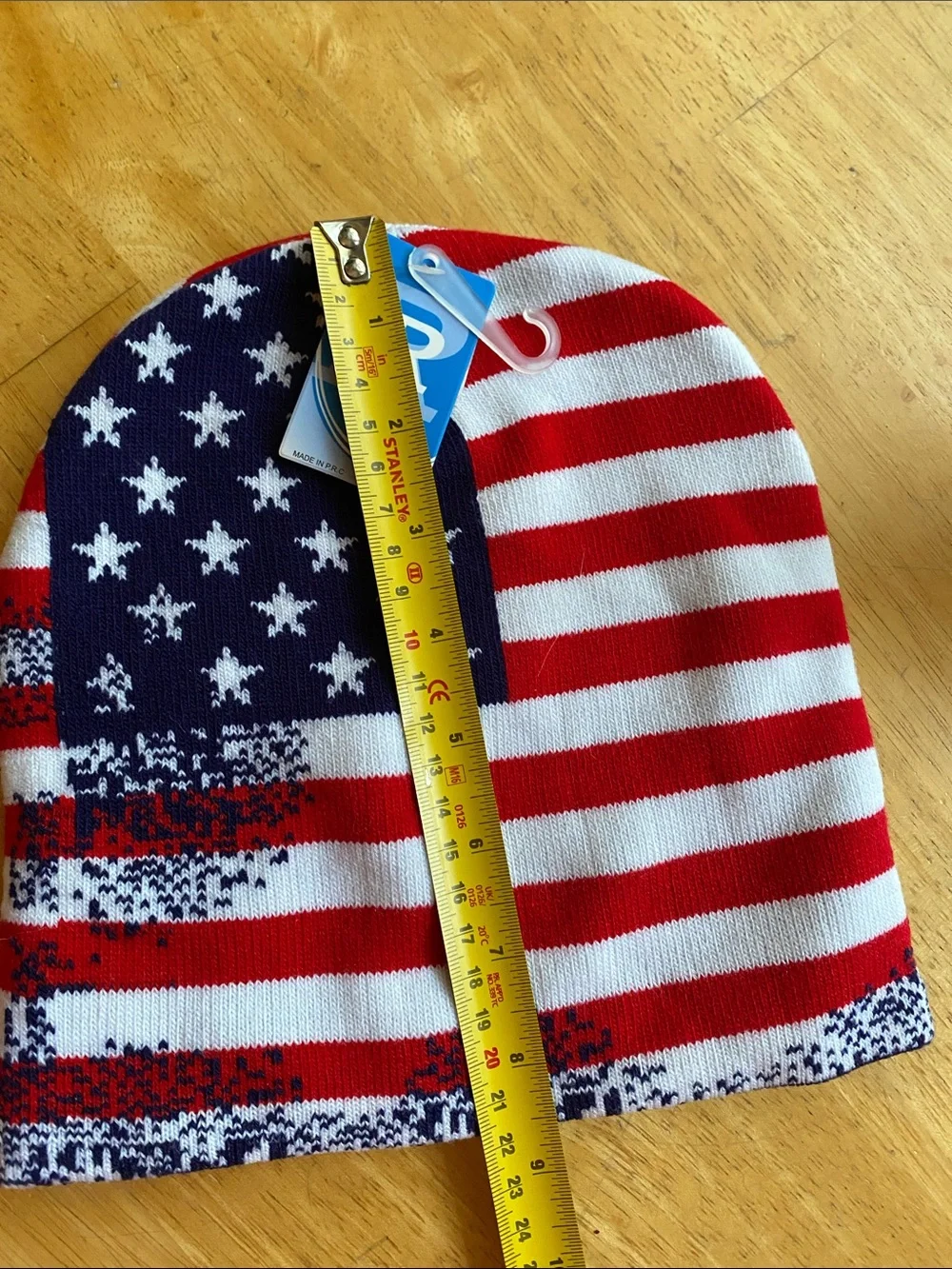 ! R headwear Patriotic Knit Beanie. Red White Blue.OS. Unbranded Acrylic